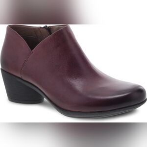 Dansko Raina Burnished Nubuck Wine Bootie 42
